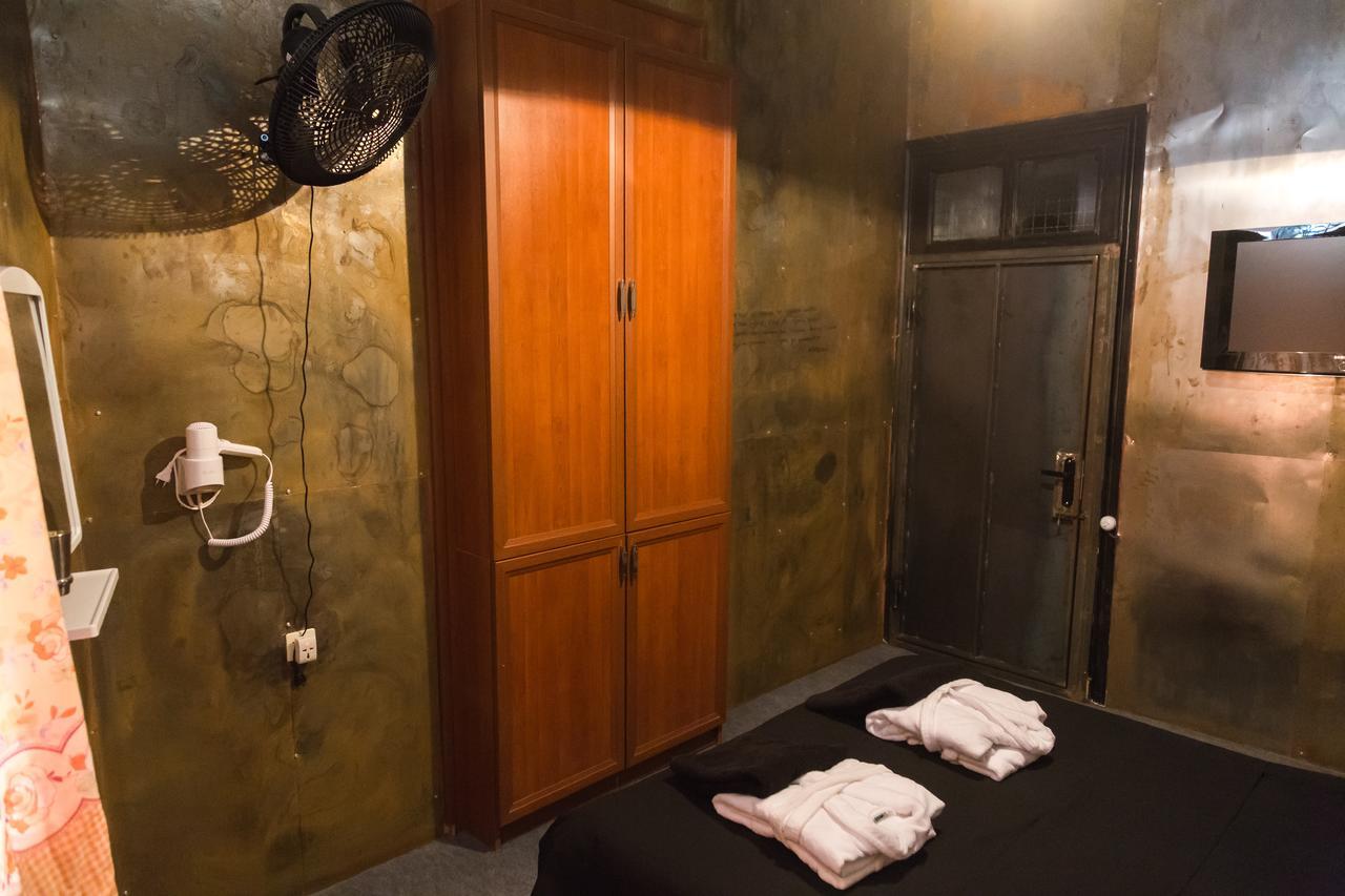 טביליסי Alcatraz Jail-Hostel מראה חיצוני תמונה