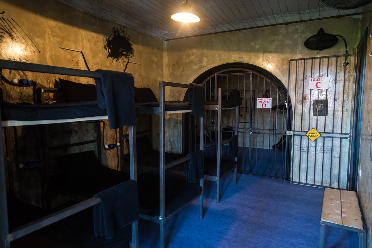 טביליסי Alcatraz Jail-Hostel מראה חיצוני תמונה